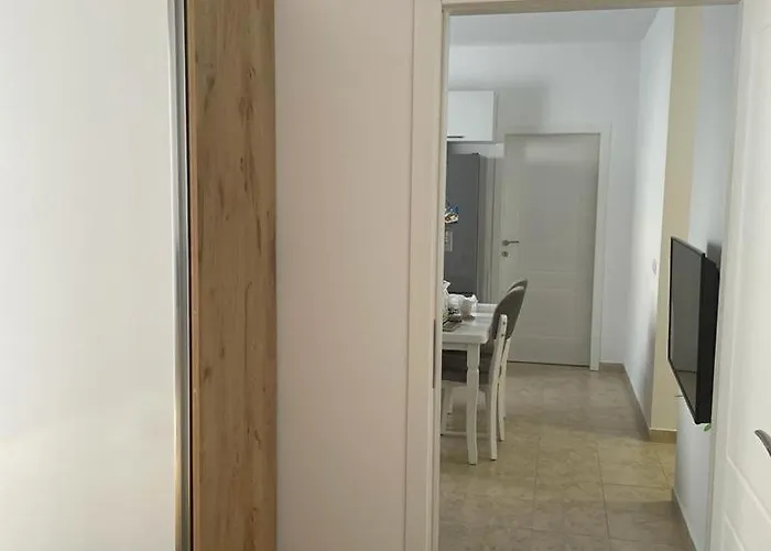 Vivo Appartement Durrës